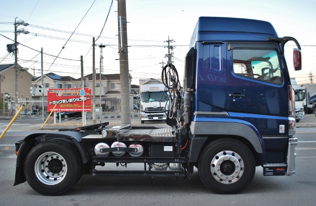 【328】三菱ふそうスーパーグレート　トレーラーヘッド　ハイルーフ