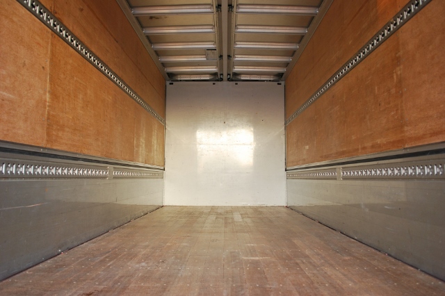 【329】三菱ふそうファイター　ワイド　アルミウイング　7200ボデー