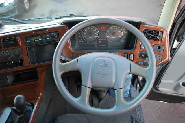 【151】三菱ふそうスーパーグレート　中低床　アルミウイング　ハイルーフ　総輪エアサス