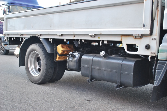 【334】三菱ふそう　キャンター　標準　平ボデー　カスタムグレード