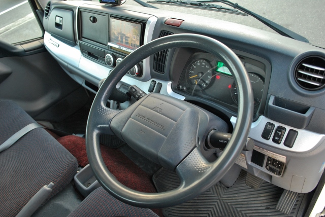 【334】三菱ふそう　キャンター　標準　平ボデー　カスタムグレード