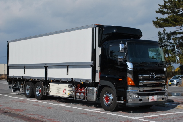 【193】日野グランドプロフィア　中低床　冷凍ウイング　リヤエアサス