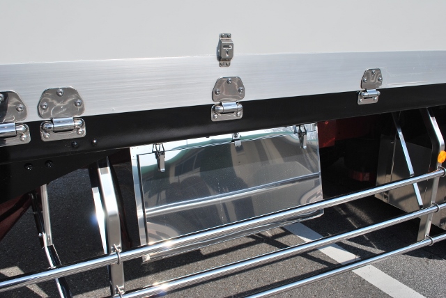 【193】日野グランドプロフィア　中低床　冷凍ウイング　リヤエアサス