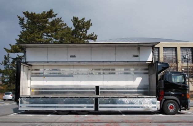 【193】日野グランドプロフィア　中低床　冷凍ウイング　リヤエアサス