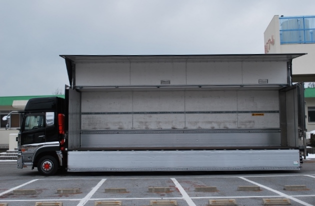 【176】UDトラックス　クオン　低床　アルミウイング　ハイルーフ