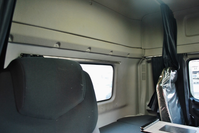 【337】日野プロフィア　トレーラーヘッド　ハイルーフ　一括緩和