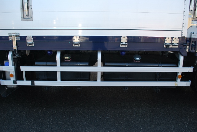 【192】ＵＤトラックス　クオン　低床　アルミウイング　ハイルーフ