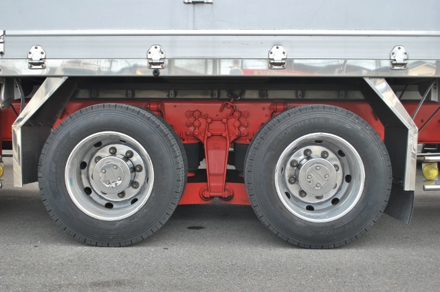 【322】いすゞギガ　低床　冷凍ウイング　ハイルーフ　総輪エアサス