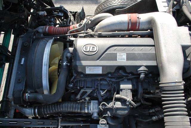 【192】ＵＤトラックス　クオン　低床　アルミウイング　ハイルーフ