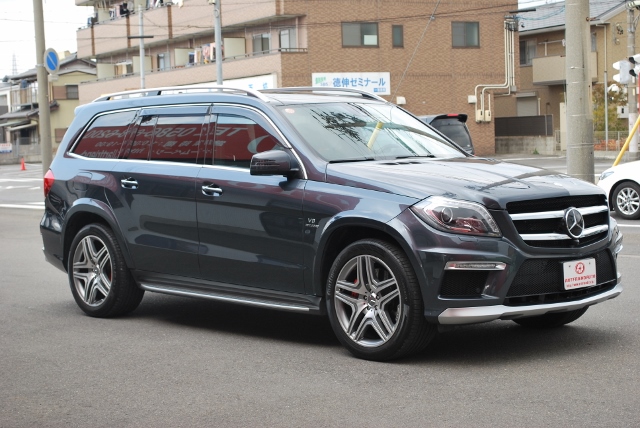 メルセデス・ベンツ　ＧＬ63　ＡＭＧ　レーダーセーフティーＰＫＧ　デジーノインテリア