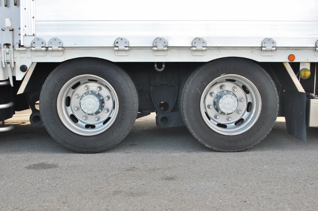 【360】日野プロフィア 低床 アルミウイング ハイルーフ 総輪エアサス 跳ね上げPG