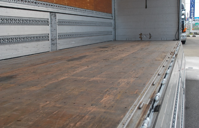 【360】日野プロフィア 低床 アルミウイング ハイルーフ 総輪エアサス 跳ね上げPG