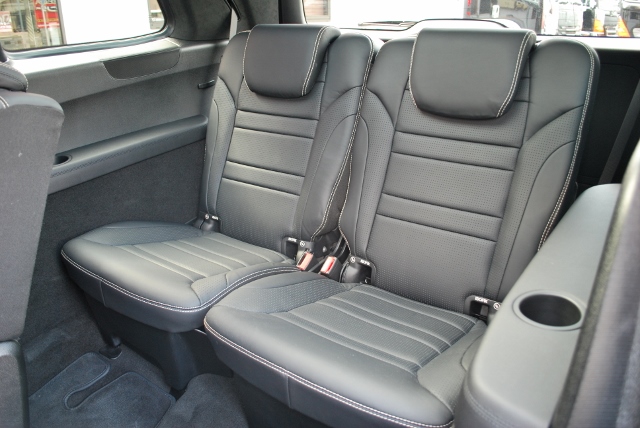 メルセデス・ベンツ　ＧＬ63　ＡＭＧ　レーダーセーフティーＰＫＧ　デジーノインテリア