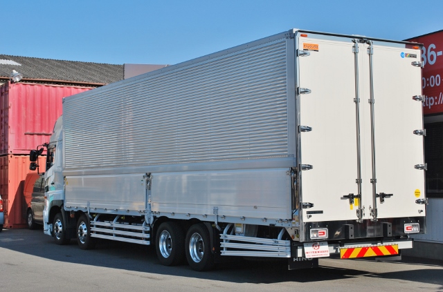 【388】日野プロフィア　未使用車　低床アルミウイング　ハイルーフ　リアエアサス