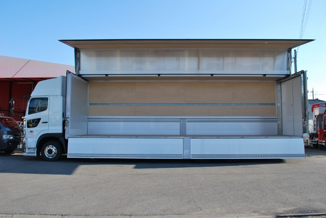 【388】日野プロフィア　未使用車　低床アルミウイング　ハイルーフ　リアエアサス