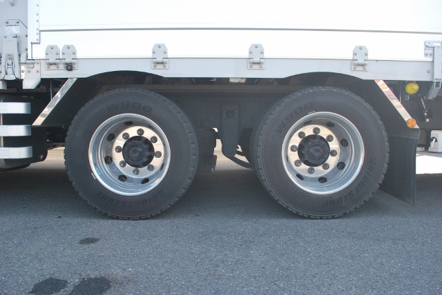 【209】三菱ふそう　スーパーグレート　低床　アルミウイング　ハイルーフ