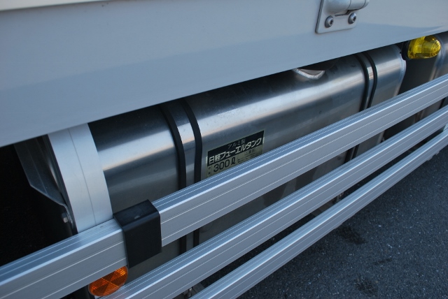 【209】三菱ふそう　スーパーグレート　低床　アルミウイング　ハイルーフ