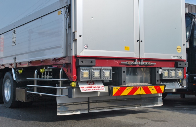 【386】　三菱ふそう　スーパーグレート　低床　冷凍ウイング　リアエアサス