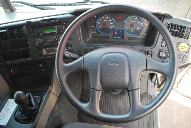 【208】三菱ふそう　スーパーグレート　低床　冷凍ウイング　リヤエアサス