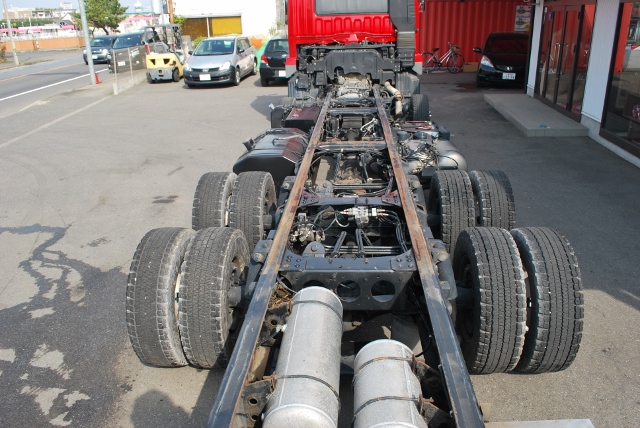 【175】三菱ふそうスーパーグレート 低床 シャーシ ハイルーフ リヤエアサス