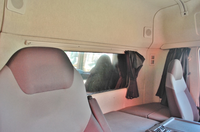 【396】三菱ふそうスーパーグレート　低床　アルミウイング　ハイルーフ　リアエアサス