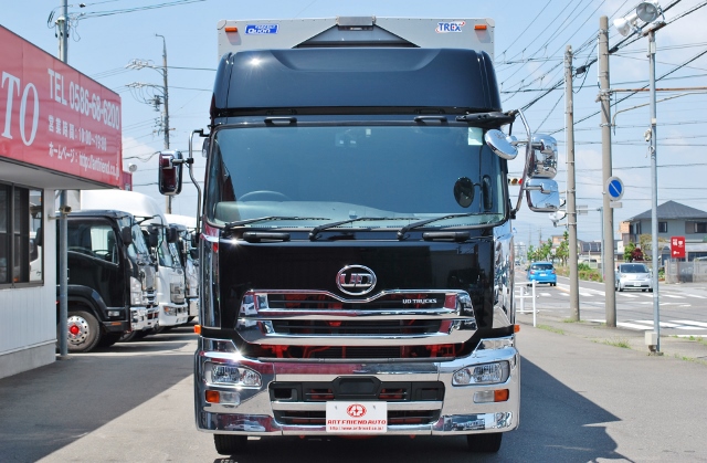 【327】UDトラックス　クオン　低床　アルミウイング　ハイルーフ　総輪エアサス