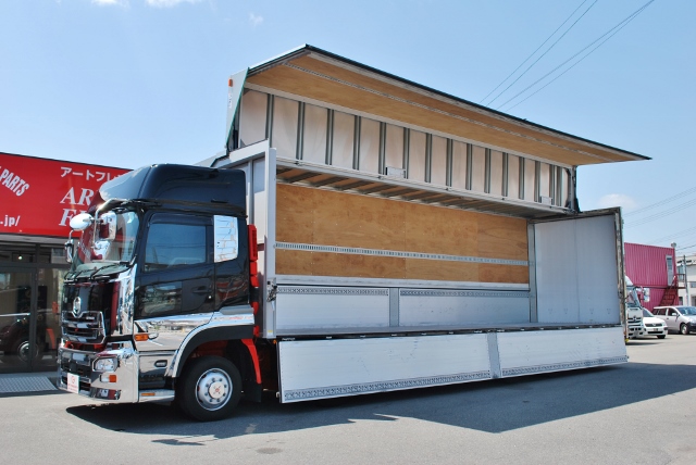 【327】UDトラックス　クオン　低床　アルミウイング　ハイルーフ　総輪エアサス