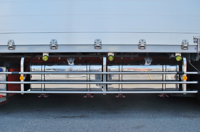 【407】クオン　低床　アルミウイング　ハイルーフ　リアエアサス