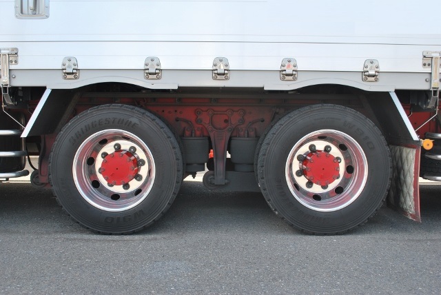 【407】クオン　低床　アルミウイング　ハイルーフ　リアエアサス