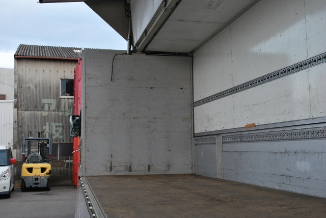 【437】三菱ふそう　スーパーグレート　低床　アルミウイング　ハイルーフ　リアエアサス