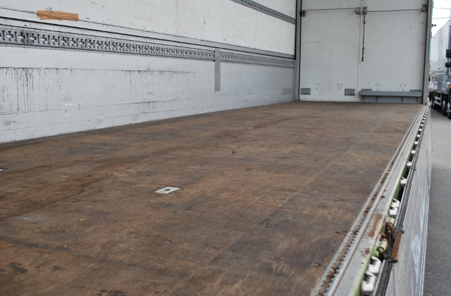 【437】三菱ふそう　スーパーグレート　低床　アルミウイング　ハイルーフ　リアエアサス