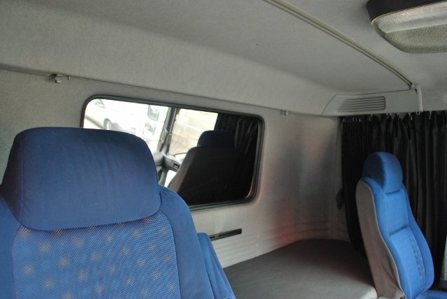 【424】いすゞギガ　低床　冷凍ウイング　リアエアサス