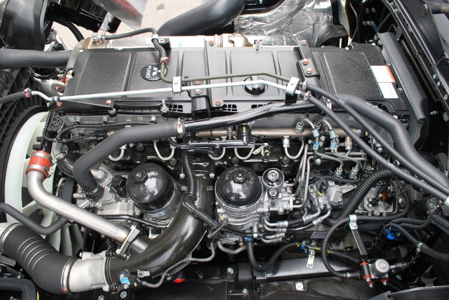 ★【564】登録済未使用車　三菱ふそうスーパーグレート　低床アルミウイング