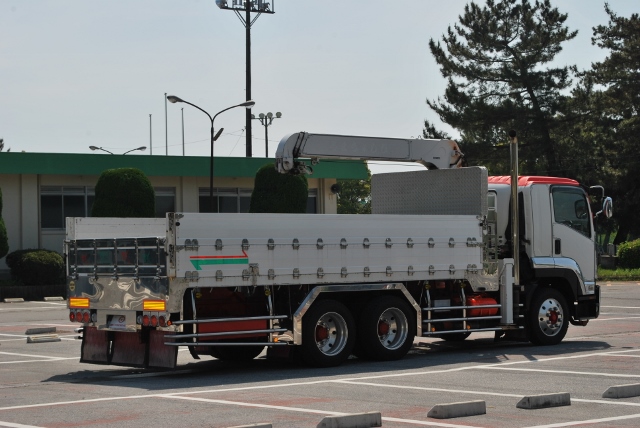 H19　いすゞ　07フォワード　増トン10輪　ユニック