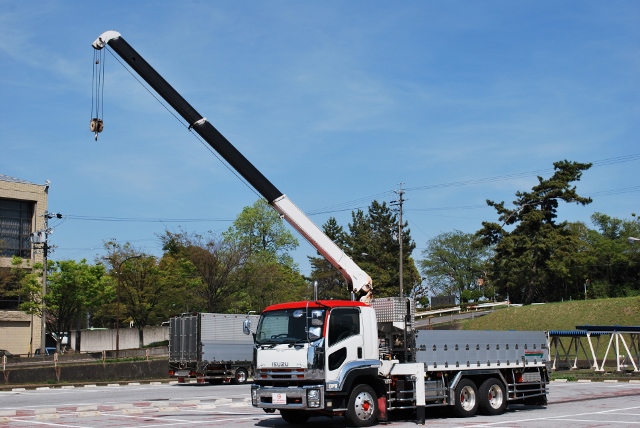 H19　いすゞ　07フォワード　増トン10輪　ユニック