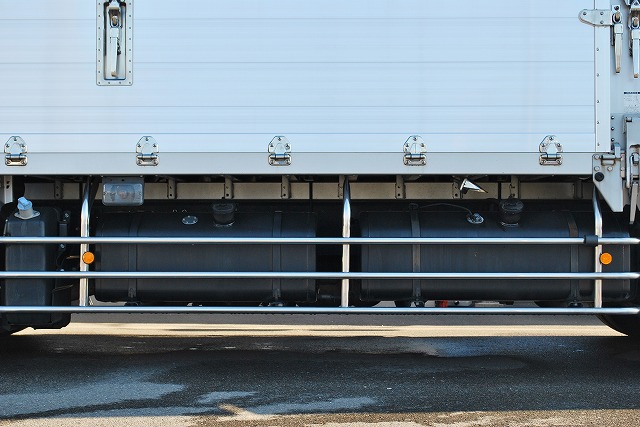 【487】三菱ふそうスーパーグレート　低床　アルミウイング　ハイルーフ　リヤエアサス