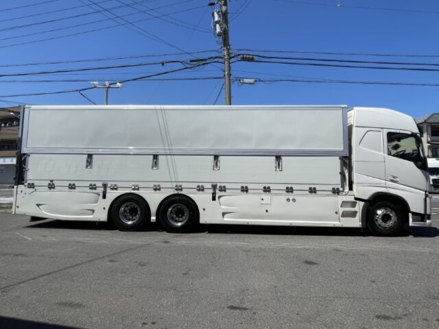 H29　ボルボ　FH　3軸　ウィング　造りボデー　エアロ車