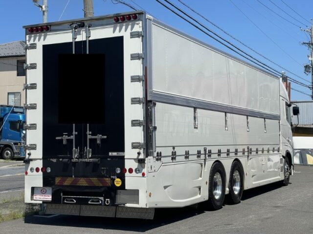 H29　ボルボ　FH　3軸　ウィング　造りボデー　エアロ車