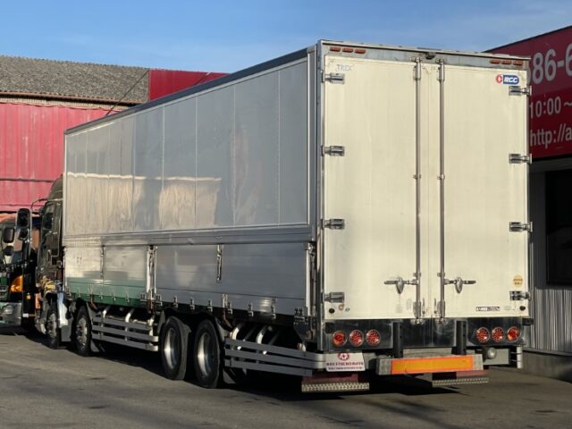 いすゞ　ギガ　冷凍ウィング　リアエアサス　リア門工ステンレス