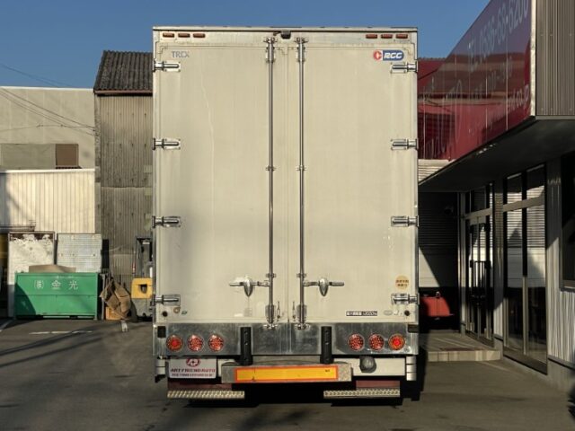 いすゞ　ギガ　冷凍ウィング　リアエアサス　リア門工ステンレス