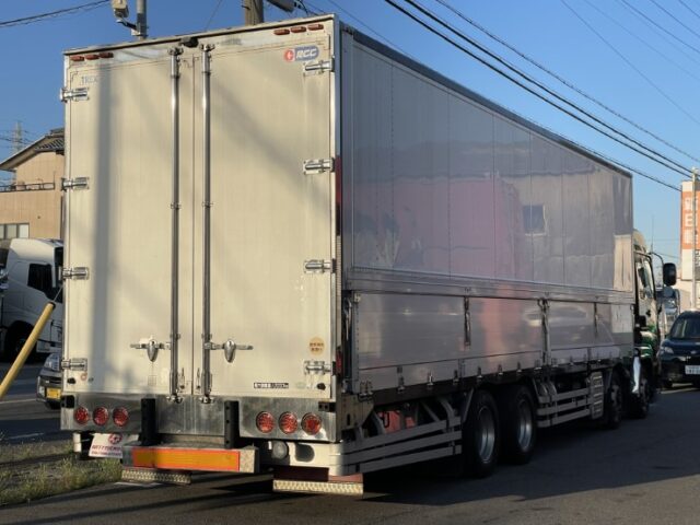 いすゞ　ギガ　冷凍ウィング　リアエアサス　リア門工ステンレス