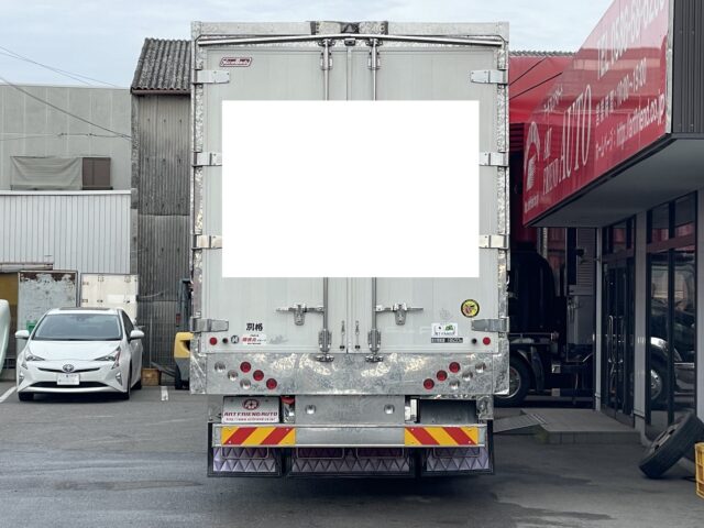 日野　プロフィア　ウィング　リアエアサス　メッキ多数　架装多数　