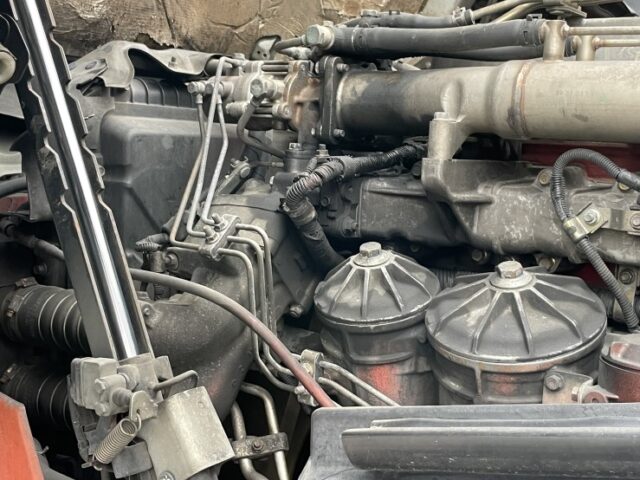 日野　プロフィア　ウィング　リアエアサス　メッキ多数　架装多数　