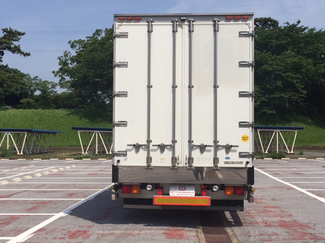 H20 ギガ　４軸アルミウィング　後輪エアサス