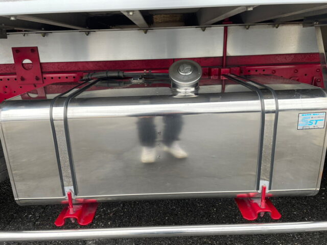 【1395】H29 フォワード　冷凍バン　格納PG