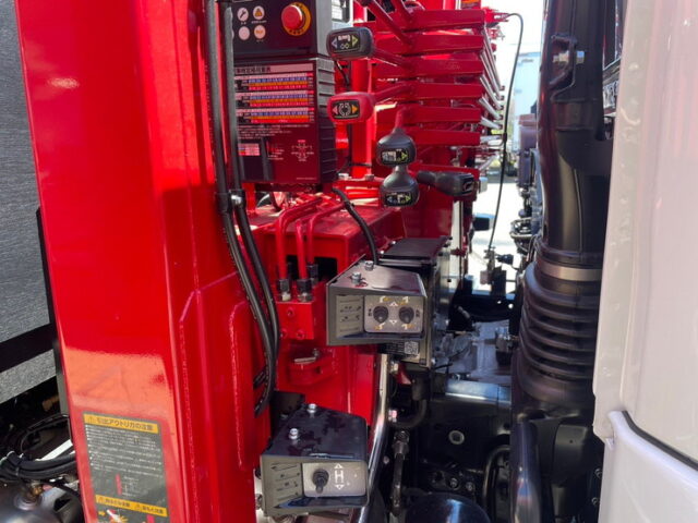 三菱ふそう：ファイター：増トン：未使用：ハイジャッキセルフ：ステンレスサイドバンパー