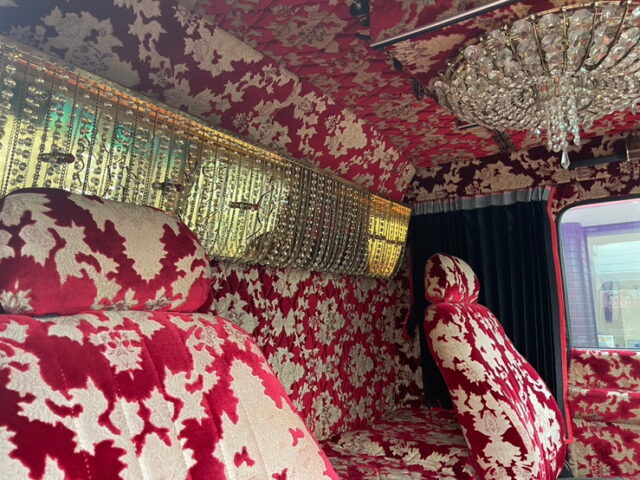 いすゞ　フォワード　庫内部屋仕様　ステンレスパーツ多数　ロケット