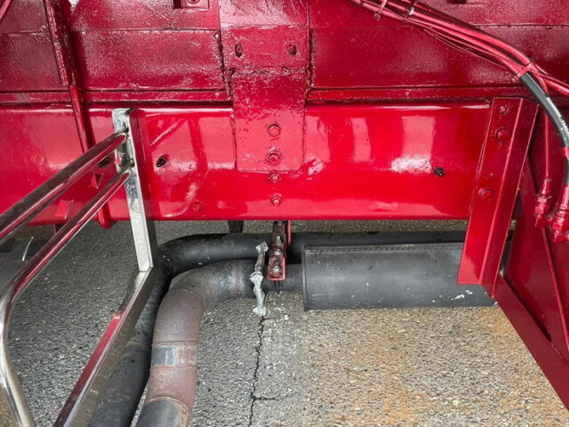 いすゞ　フォワード　庫内部屋仕様　ステンレスパーツ多数　ロケット