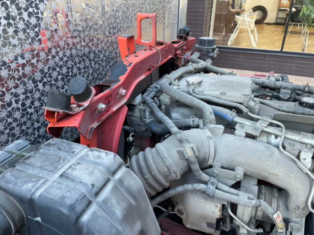 日野　レンジャープロ　ハイルーフ　240馬力　アルミウィング　　寝台メッキ　ステンレス多数　