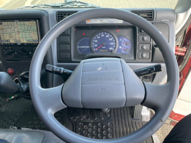 三菱ふそう:キャンター:Wキャブ:5MT:110馬力:6人乗り